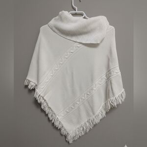 Cherokee White Cable Knit Poncho with Fringe Size M-L